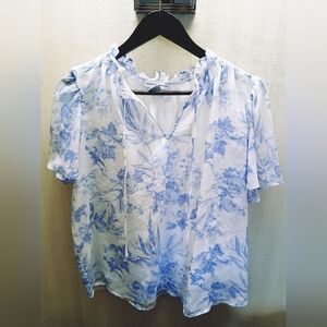 Cupcakes & Cashmere Blue Floral Blouse